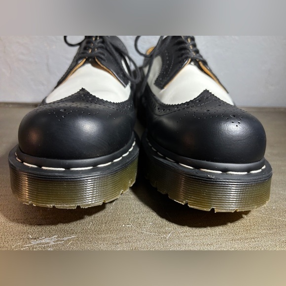 MENS DR MARTINS BEX SMOOTH LEATHER BROGUE SHOES - Picture 13 of 15